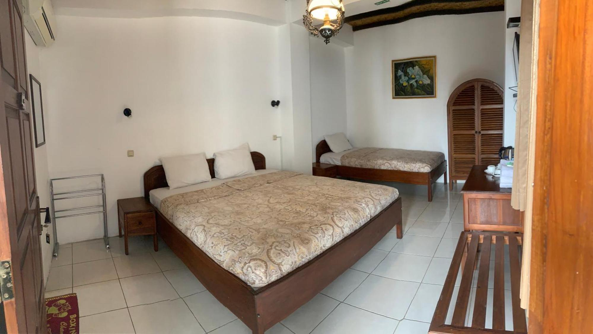 Bladok Hotel & Restaurant Yogyakarta Exterior foto
