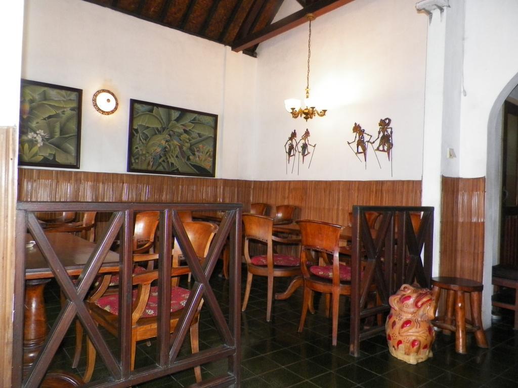 Bladok Hotel & Restaurant Yogyakarta Exterior foto
