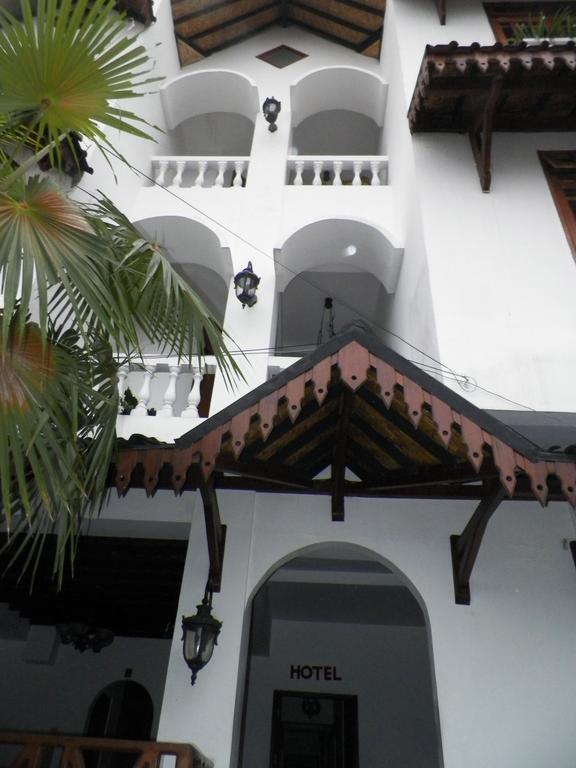 Bladok Hotel & Restaurant Yogyakarta Exterior foto